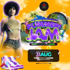 SHORT PANTS & SNEAKERS