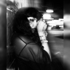 I think that i would die (Hole Cover)