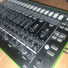 freestyle rap + drum computer impro