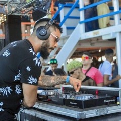 PLUG - Boat Party  SETMIX -Only Good Vibes