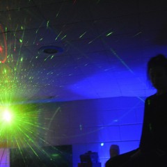 AHUEVO (feat. R3CON1ONE)