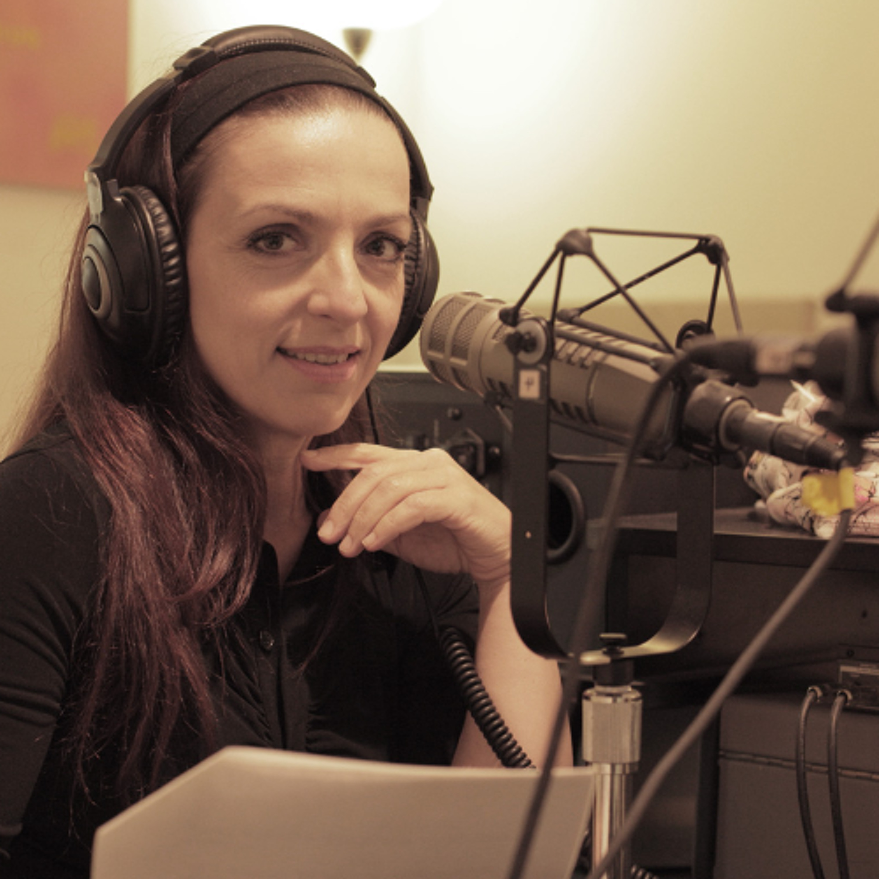 “Μουσικές Περιπλανήσεις” με την Αγγελική Δίεση – 100 χρόνια από τη γέννηση του Μάνου Χατζιδάκη 13/12/25