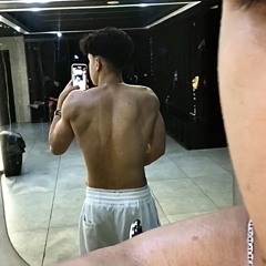 اغنيه بطل العالم في الهم كامله   من النوم صاحي اكلمها.mp3