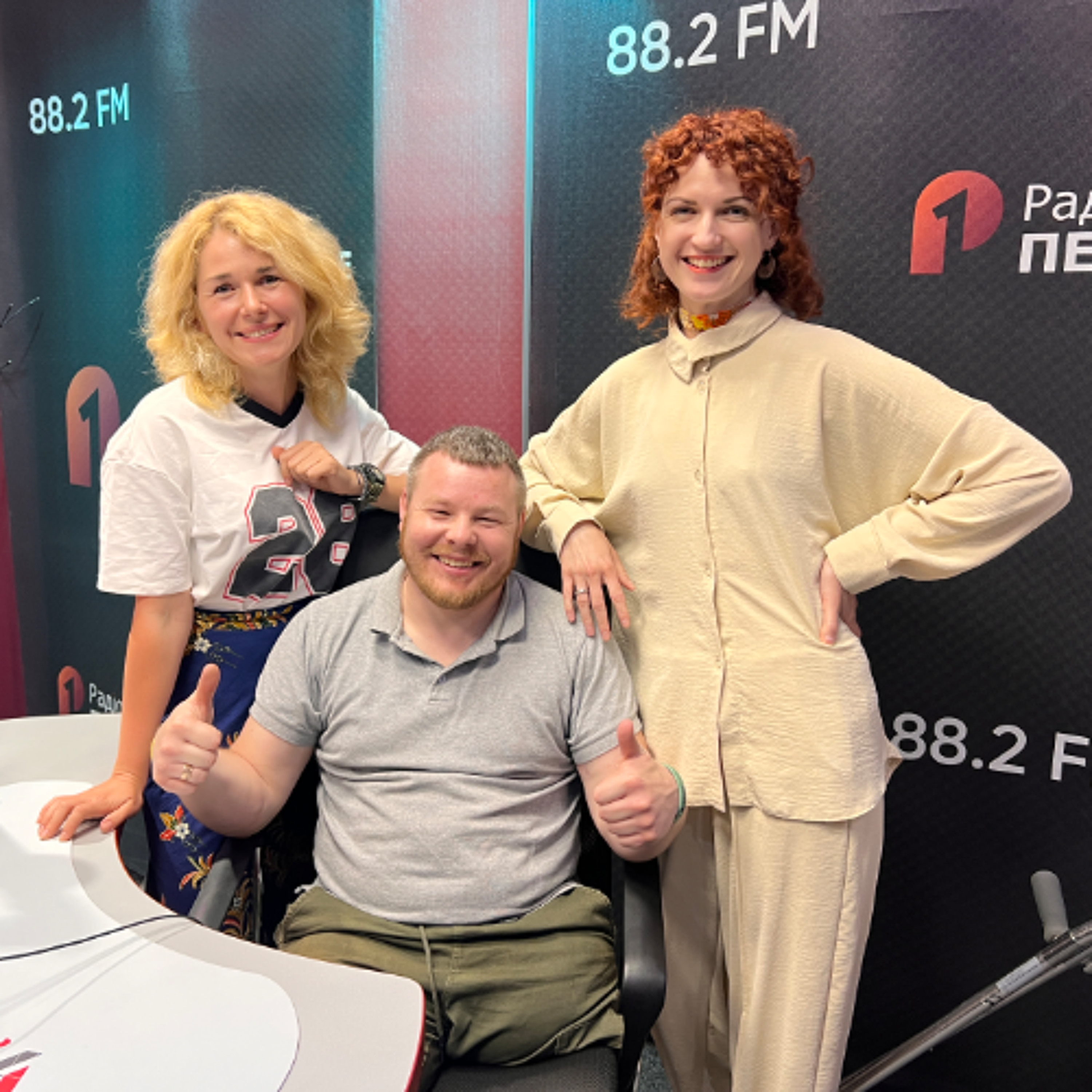 Світлана Федєшова та Руслан Пригода про виставу «Директор ліфта» episode artwork