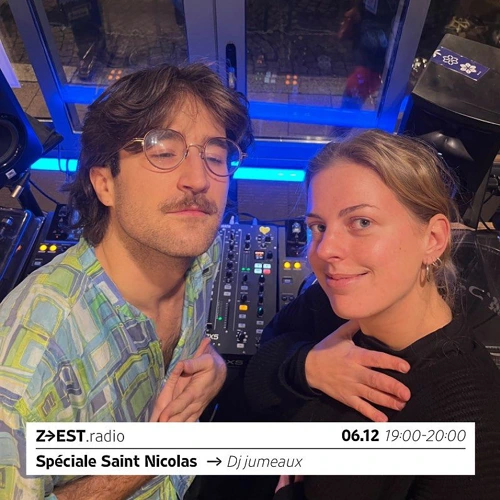 Dj jumeaux featuring leurs câbles jacks Soundcloud podcast image for
