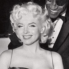 عبدالعزيز الأيداء | جيت لك عاشقٍ يلوي يد المستحيلة لو يبيع بثمن ضحكتك ضحكة ثمانه