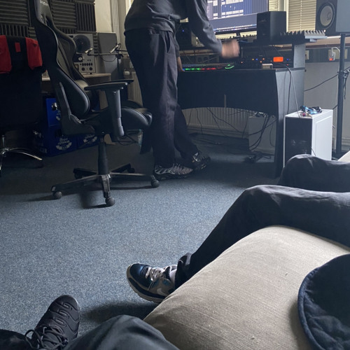 fatboi yorgn x Fly - OralB