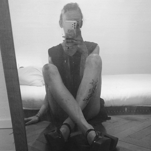 4 Voidgrl