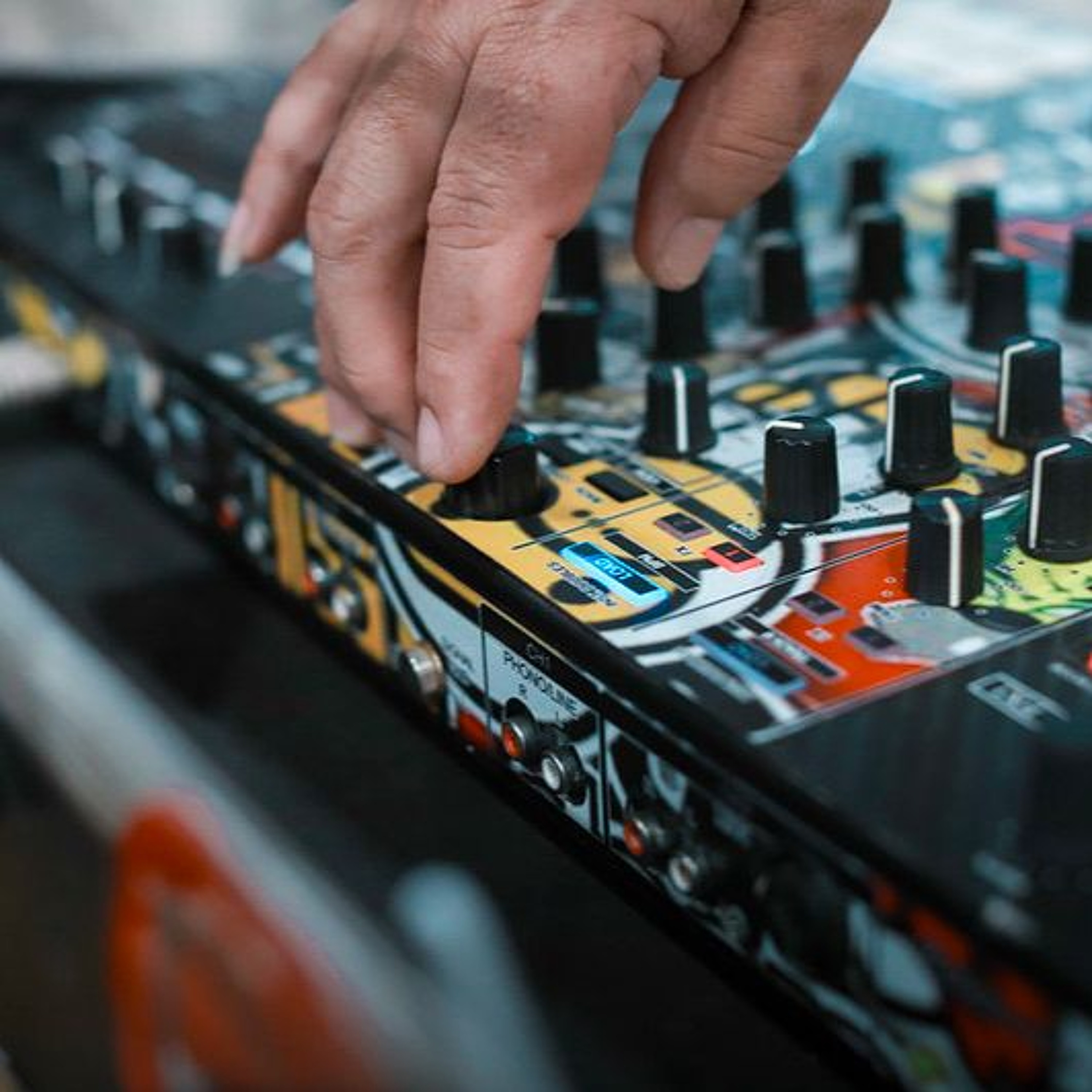 10.03.2026 = MAIS DE 300 DJs FORAM HOMENAGEADOS NO DIA MUNDIAL DA CATEGORIA episode artwork