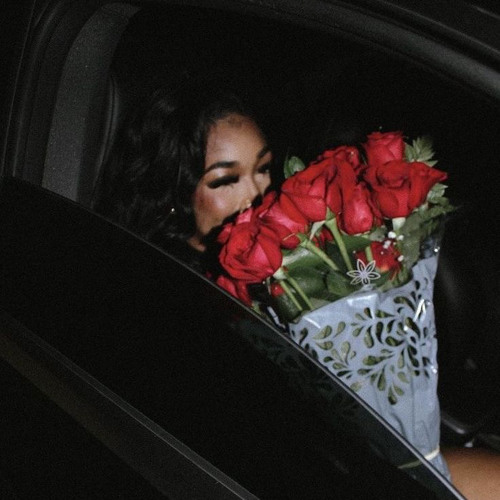 R&B type beat -‘’Midnigth Roses’’