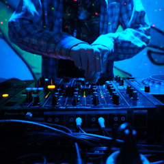 SMILES - 01 Breakers Promo Mix (30 minutes)