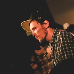 Trouble (Prod By Toni Smoke)