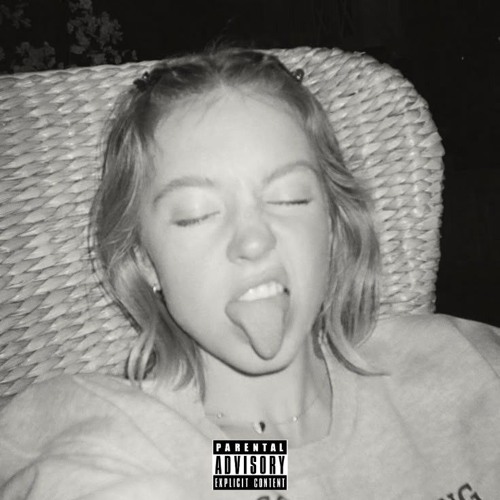 Sydney Sweeney [w/ BZEL]