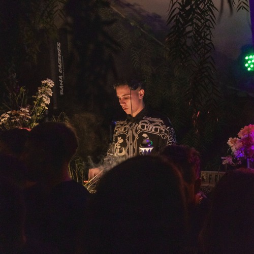 Fer Mualdo “In the jungle” (extended version)