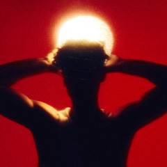 Ronroneo - Solo resistiendo cambiaremos este cielo gris