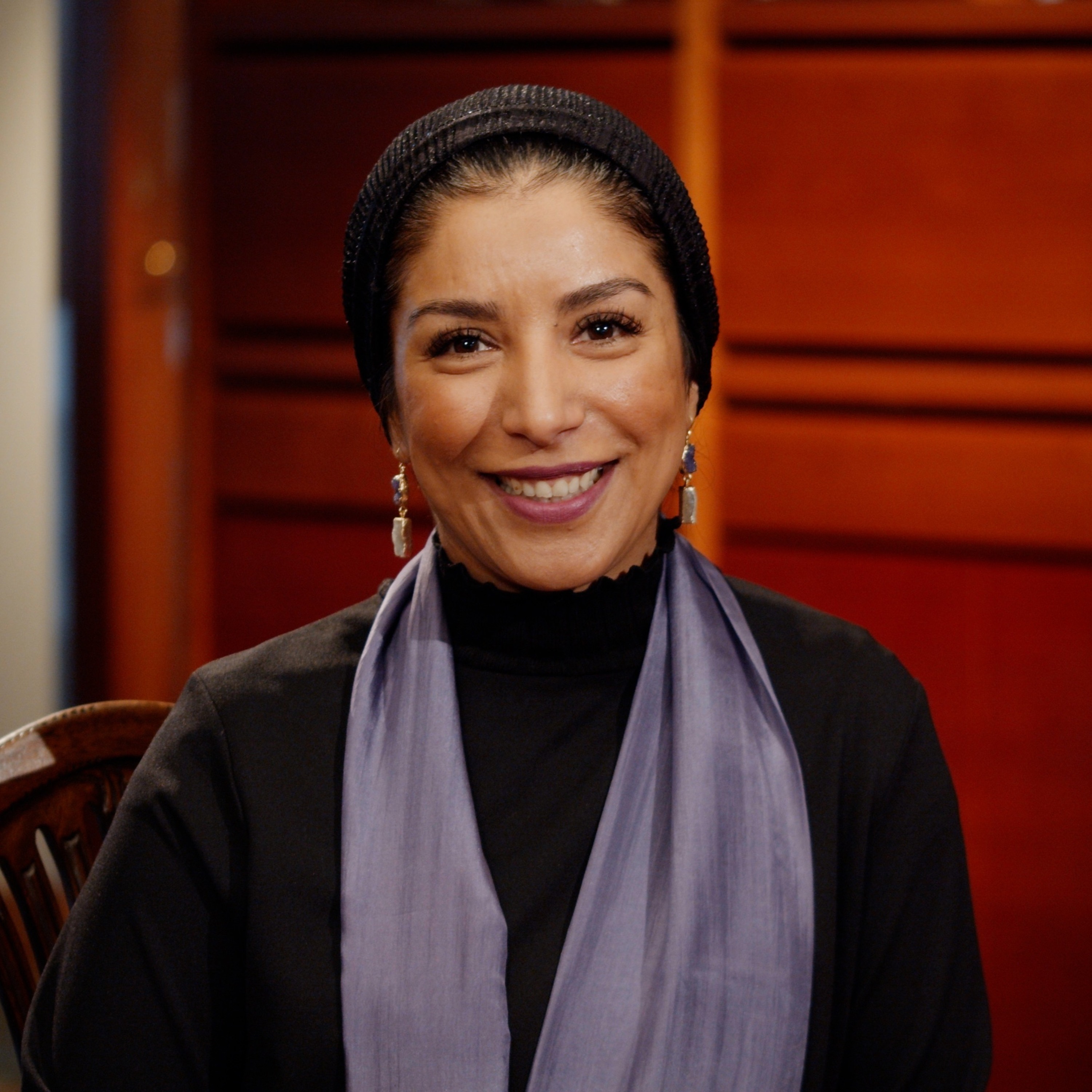 Podcastbild: Förklara din forskning – Kvinnors företagande i Mellanöstern med Sumaya Hashim