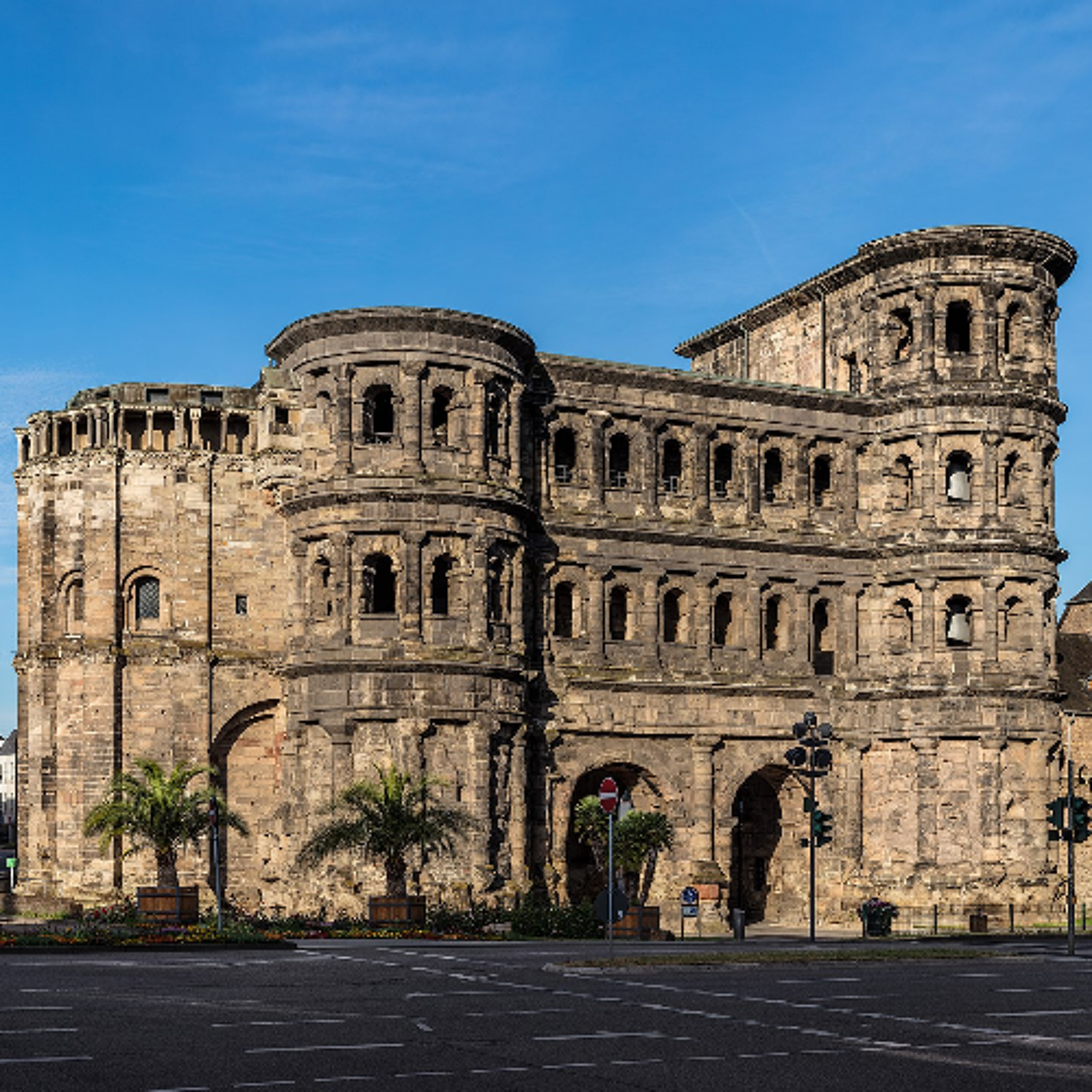 Porta Nigra