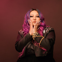 Ujin - Kiss The Girl