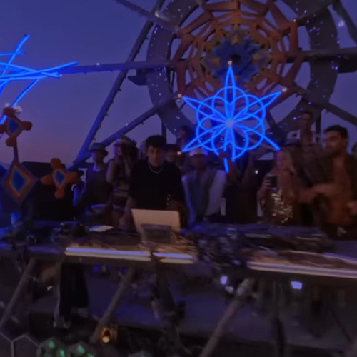 Parra for cuva - Out Here with Us (live Burning man)