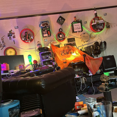 Stationhouse World Survives Reaches Sion