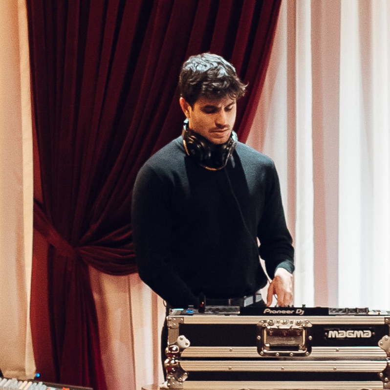 Levi – Deuces Remix