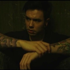 NateWantsToBattle - Bones