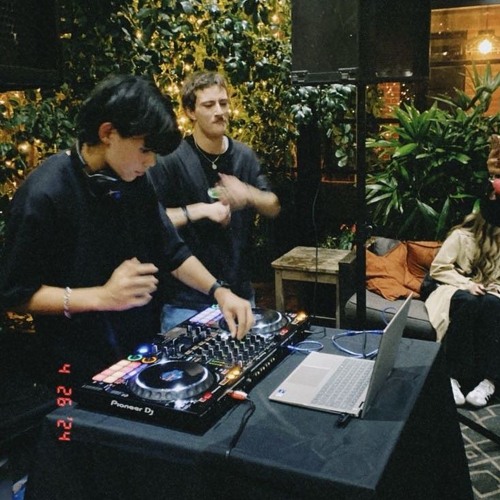 House n Groove mix - Pt 2