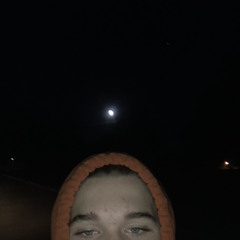 to the moon - davvec (prod. paryo)