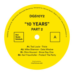 PREMIERE: Mike Shannon - Data Missive [DGS10Y2]