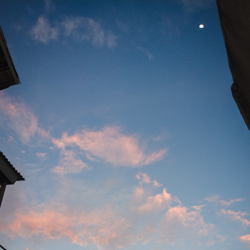 Sunset DJ set by Tia Michelina