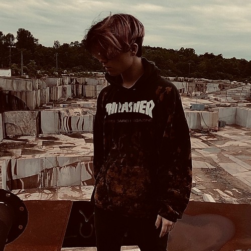 4x4 Prod Kissthemxxn By Kinesis 4x4 Prod Kissthemxxn By Kinesis