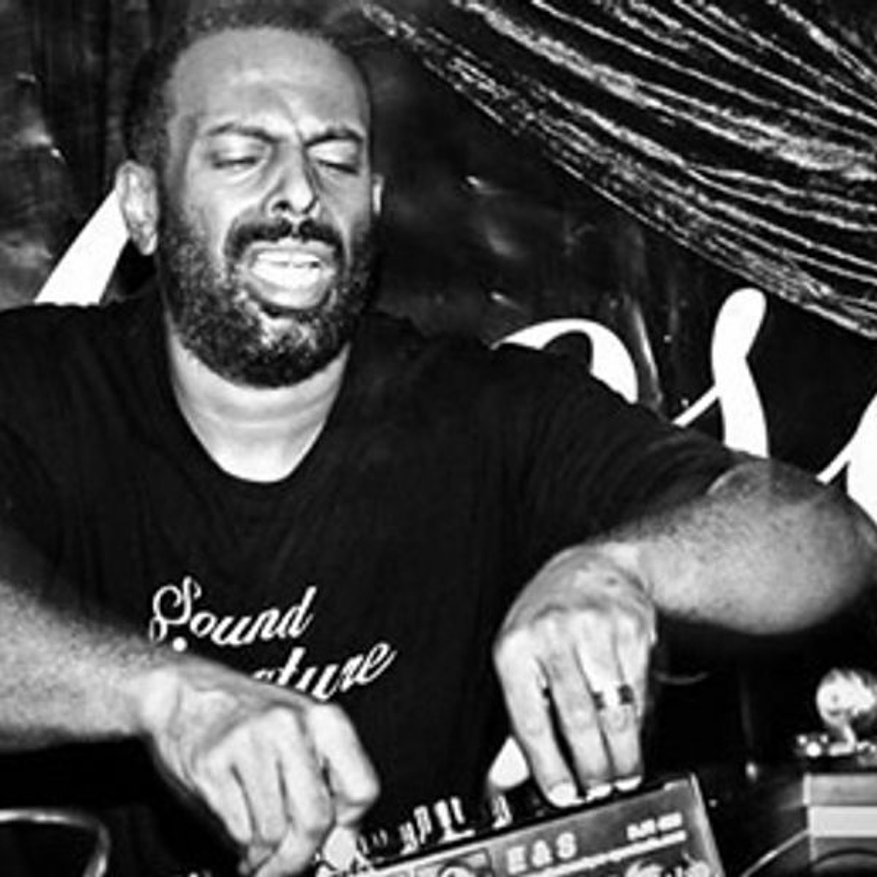 DJ M-TRAXXX