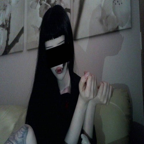 ритуал на ее теле #садизм + mezjti [на всех площадках]