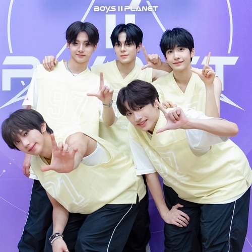 BOYS II PLANET - like JENNIE