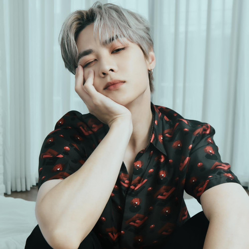 floating on my lowkey vibe