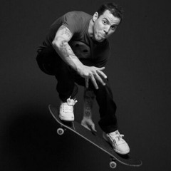 JUMPOUTHEHOUSE REMIX