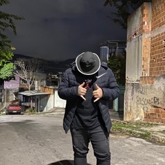 MC RODRIGO DO CN MEU CARRO NÃO TEM PORTA LUVA TEM PORTA CALCINHA [[PROD-DJ 2N]]