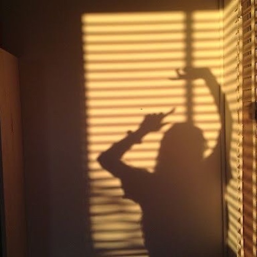 Stream TRiS 💅🤪😊 Listen to dance in your room💃🕺🪩 playlist online for