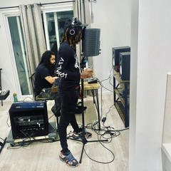 SG Batman-cross the street(Unreleased)