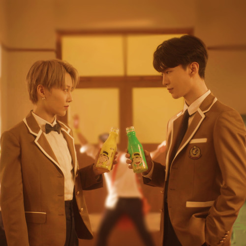 小茗同学 (Classmate XiaoMing) - 范丞丞 (Fan Chengcheng) & 刘雨昕 (Liu Yuxin)