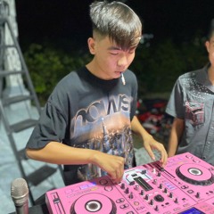 NST_2K25_2IN1_CO_QUEN_DI_MOT_NGUOI_ft_KHOC_TRONG_MUA_TIKTOK_-_GIABAO_MIX_