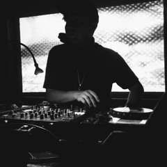 Aphotik - DUBSTEP/BASS mixes