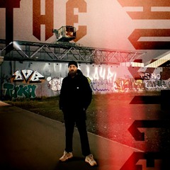 The Hustle No. 34 - Aquatic Reflector