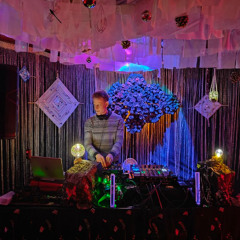 Wetten Bass @ LuusZapfe Tanz III - Intro