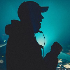 DJ Zinc vs MizOrMac - Bites The Dust