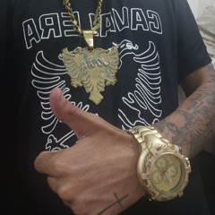 THAMY CORREIA = JA TO DE PERNA ABERTA ( JOTA R )