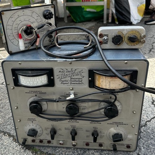 DRONE Hickok 288x oscilator