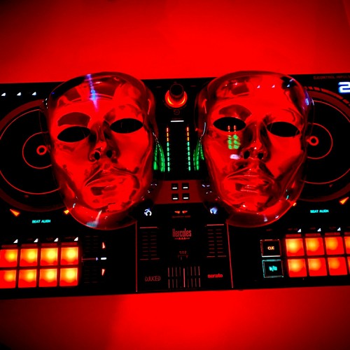This is Techno I Kieferbrecher
