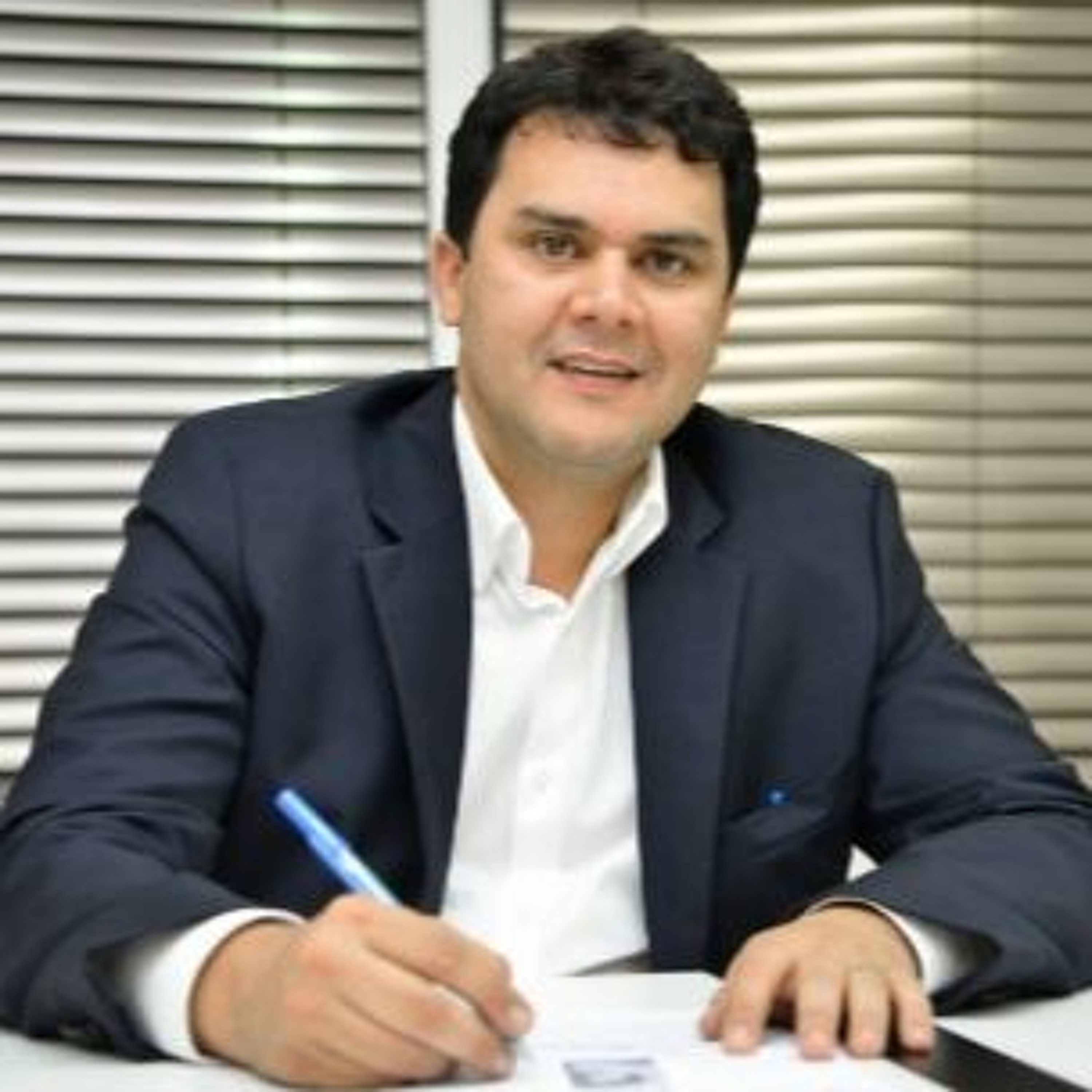 Sagres Política - Podfalar