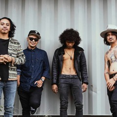 Sounds #27: Modjorido - Rollercoaster (live)